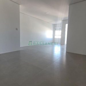 Apartamento com 42m², 1 vaga, no bairro Lourdes em Caxias do Sul para Alugar