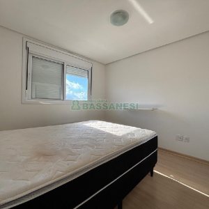 Apto Mobiliado com 70m², 1 dormitório, 1 vaga, no bairro Lourdes em Caxias do Sul para Alugar