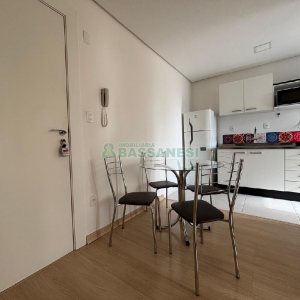 Apto Mobiliado com 70m², 1 dormitório, 1 vaga, no bairro Lourdes em Caxias do Sul para Alugar