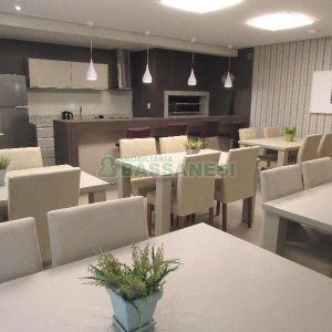 Apto Mobiliado com 70m², 1 dormitório, 1 vaga, no bairro Lourdes em Caxias do Sul para Alugar