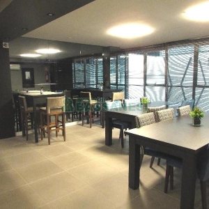 Apto Mobiliado com 70m², 1 dormitório, 1 vaga, no bairro Lourdes em Caxias do Sul para Alugar