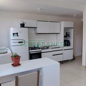 Kitinete com 25m², 1 dormitório, no bairro Cidade Nova em Caxias do Sul para Comprar