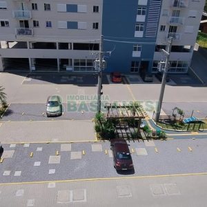 Kitinete com 25m², 1 dormitório, no bairro Cidade Nova em Caxias do Sul para Comprar