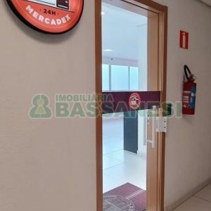 Kitinete com 25m², 1 dormitório, no bairro Cidade Nova em Caxias do Sul para Comprar
