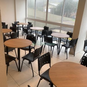 Kitinete com 25m², 1 dormitório, no bairro Cidade Nova em Caxias do Sul para Comprar