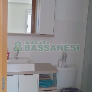 Kitinete com 25m², 1 dormitório, no bairro Cidade Nova em Caxias do Sul para Comprar