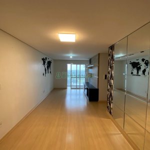 Apartamento com 77m², 2 dormitórios, 6 vagas, no bairro Colina Sorriso em Caxias do Sul para Comprar