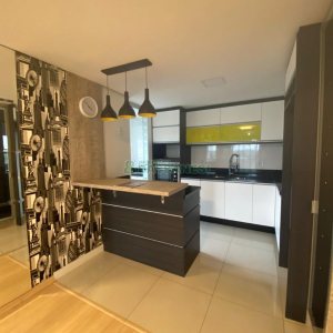 Apartamento com 77m², 2 dormitórios, 6 vagas, no bairro Colina Sorriso em Caxias do Sul para Comprar