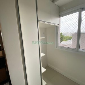 Apartamento com 77m², 2 dormitórios, 6 vagas, no bairro Colina Sorriso em Caxias do Sul para Comprar