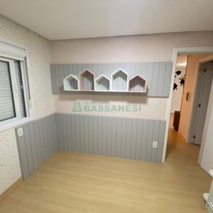 Apartamento com 77m², 2 dormitórios, 6 vagas, no bairro Colina Sorriso em Caxias do Sul para Comprar