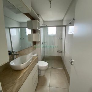 Apartamento com 77m², 2 dormitórios, 6 vagas, no bairro Colina Sorriso em Caxias do Sul para Comprar