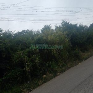 Terreno com 940m², no bairro Vila Lobos em Caxias do Sul para Comprar