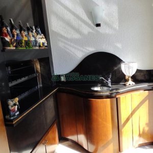 Apartamento com 245m², 3 dormitórios, 2 vagas, no bairro Centro em Caxias do Sul para Alugar ou Comprar