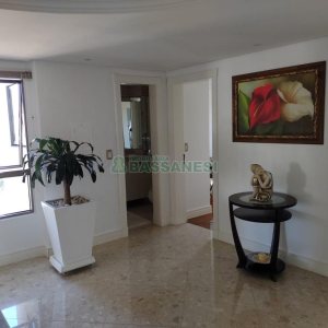 Apartamento com 245m², 3 dormitórios, 2 vagas, no bairro Centro em Caxias do Sul para Alugar ou Comprar