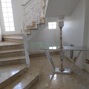 Apartamento com 245m², 3 dormitórios, 2 vagas, no bairro Centro em Caxias do Sul para Alugar ou Comprar