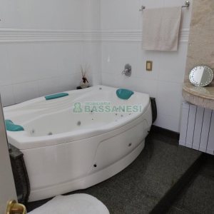 Apartamento com 245m², 3 dormitórios, 2 vagas, no bairro Centro em Caxias do Sul para Alugar ou Comprar