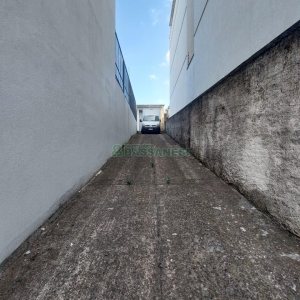 Pavilhão com 520m², no bairro Pio X em Caxias do Sul para Comprar