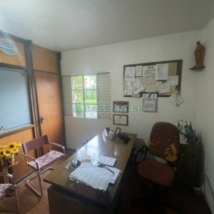 Pavilhão com 700m², no bairro Desvio Rizzo em Caxias do Sul para Comprar