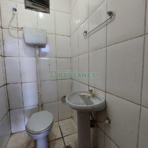 Pavilhão com 228m², no bairro Jardim Eldorado em Caxias do Sul para Alugar