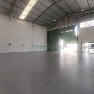 Pavilhão com 228m², no bairro Jardim Eldorado em Caxias do Sul para Alugar