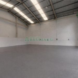 Pavilhão com 228m², no bairro Jardim Eldorado em Caxias do Sul para Alugar