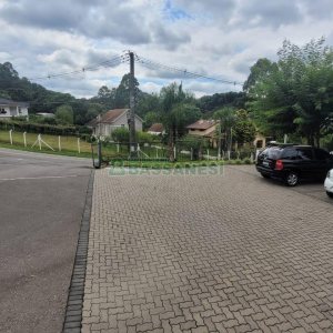 Pavilhão com 1000m², no bairro Maestra em Caxias do Sul para Alugar