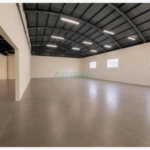 Pavilhão com 1000m², no bairro Maestra em Caxias do Sul para Alugar