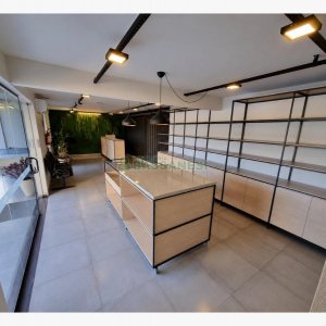 Pavilhão com 1000m², no bairro Maestra em Caxias do Sul para Alugar