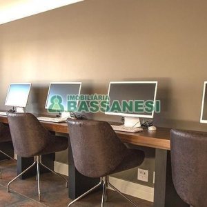 Apto Mobiliado com 68m², 2 dormitórios, 2 vagas, no bairro Madureira em Caxias do Sul para Alugar