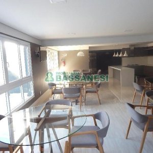 Apto Mobiliado com 68m², 2 dormitórios, 2 vagas, no bairro Madureira em Caxias do Sul para Alugar