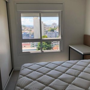Apto Mobiliado com 42m², 1 dormitório, 1 vaga, no bairro Lourdes em Caxias do Sul para Alugar
