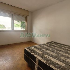 Apartamento com 76m², 2 dormitórios, 1 vaga, no bairro Madureira em Caxias do Sul para Alugar