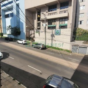 Apartamento com 76m², 2 dormitórios, 1 vaga, no bairro Madureira em Caxias do Sul para Alugar