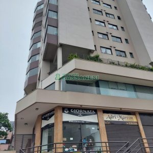 Apartamento com 80m², 2 dormitórios, 1 vaga, no bairro Pio X em Caxias do Sul para Comprar