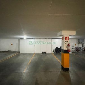 Apartamento com 80m², 2 dormitórios, 1 vaga, no bairro Pio X em Caxias do Sul para Comprar