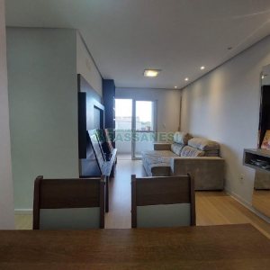 Apto Mobiliado com 67m², 2 dormitórios, 2 vagas, no bairro Kayser em Caxias do Sul para Alugar ou Comprar