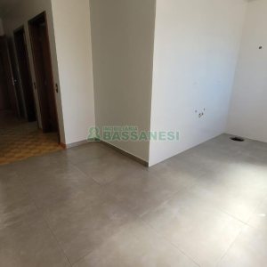 Apartamento com 82m², 2 dormitórios, 1 vaga, no bairro Santa Catarina em Caxias do Sul para Comprar