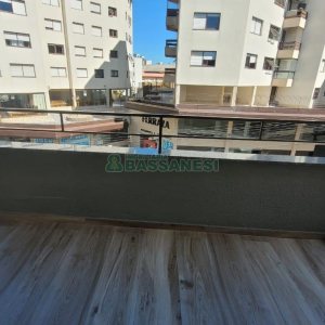 Apartamento com 82m², 2 dormitórios, 1 vaga, no bairro Santa Catarina em Caxias do Sul para Comprar