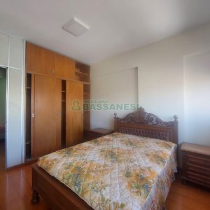 Apto Mobiliado com 107m², 3 dormitórios, 1 vaga, no bairro Centro em Caxias do Sul para Comprar