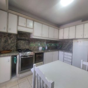 Apto Mobiliado com 107m², 3 dormitórios, 1 vaga, no bairro Centro em Caxias do Sul para Comprar