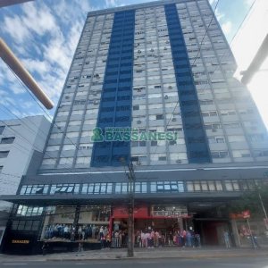 Apto Mobiliado com 107m², 3 dormitórios, 1 vaga, no bairro Centro em Caxias do Sul para Comprar