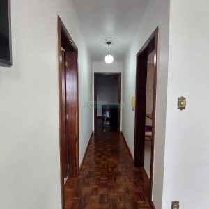 Casa com 70m², 2 dormitórios, no bairro Rio Branco em Caxias do Sul para Alugar