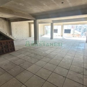 Loja com 250m², no bairro Cristo Redentor em Caxias do Sul para Alugar