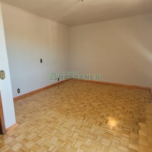 Apartamento com 88m², 2 dormitórios, 1 vaga, no bairro Santa Catarina em Caxias do Sul para Comprar