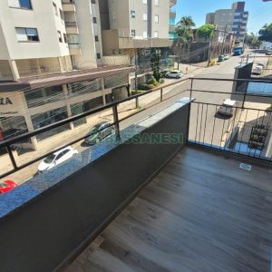 Apartamento com 88m², 2 dormitórios, 1 vaga, no bairro Santa Catarina em Caxias do Sul para Comprar