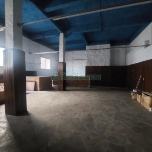 Casa Comercial com 600m², 5 dormitórios, no bairro Rio Branco em Caxias do Sul para Comprar