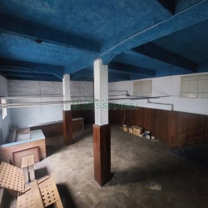 Casa Comercial com 600m², 5 dormitórios, no bairro Rio Branco em Caxias do Sul para Comprar