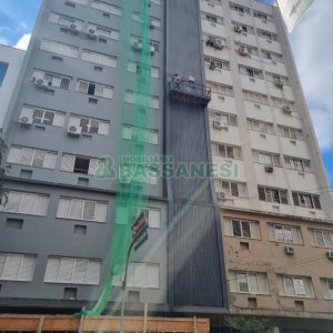 Sala com 61m², no bairro Centro em Caxias do Sul para Alugar ou Comprar