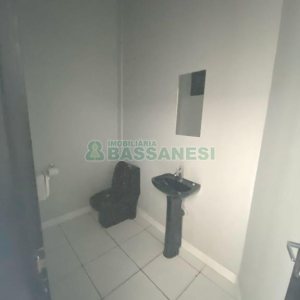 Loja com 192m², no bairro São Pelegrino em Caxias do Sul para Alugar