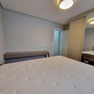 Apartamento com 88m², 2 dormitórios, 2 vagas, no bairro Santa Catarina em Caxias do Sul para Comprar